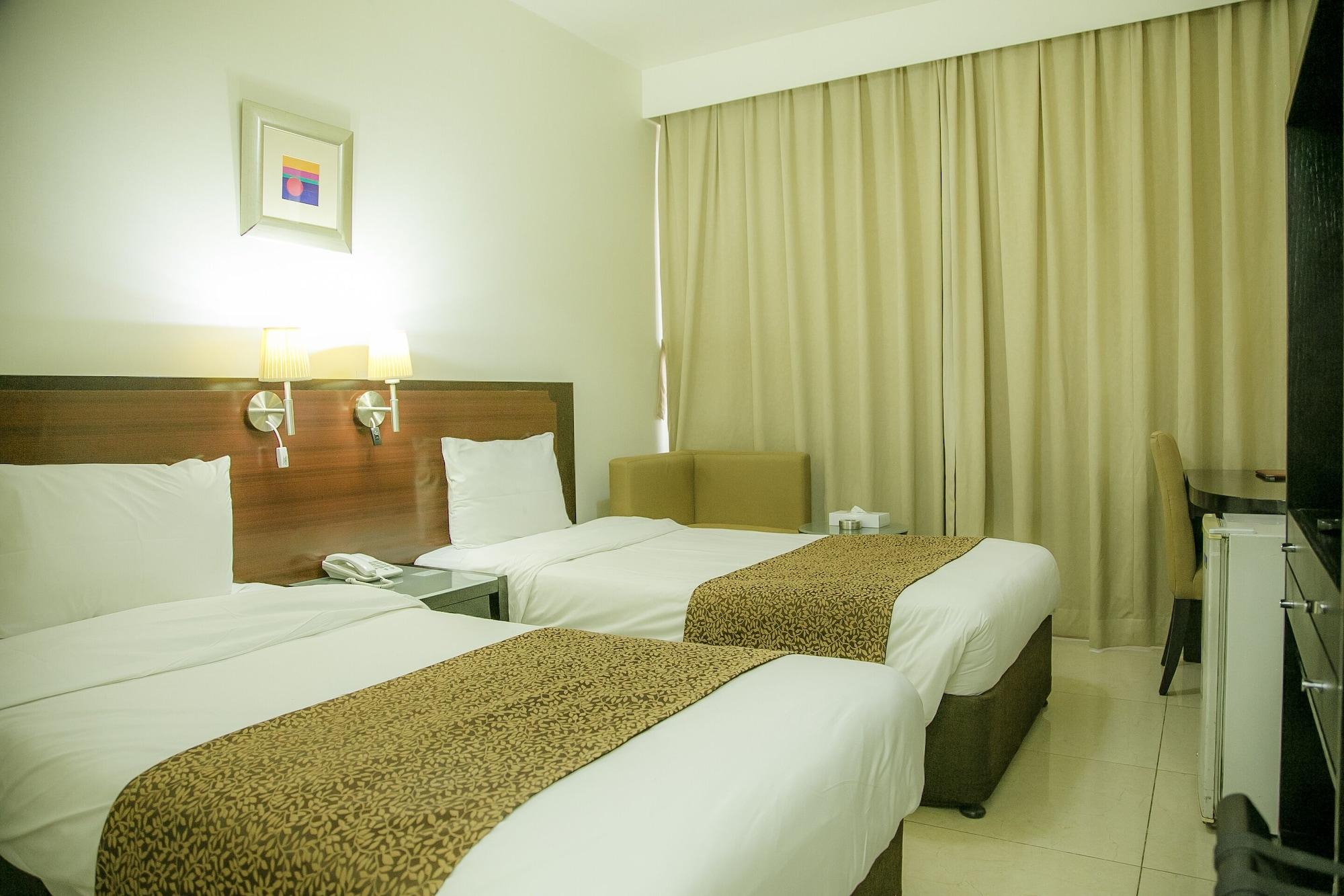 Phoenicia Grand Hotel Dubai Luaran gambar