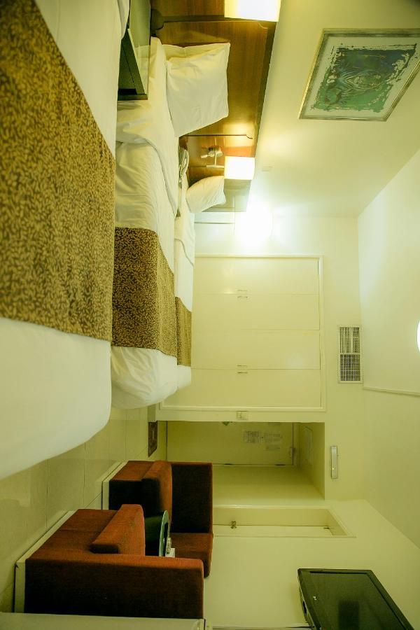 Phoenicia Grand Hotel Dubai Luaran gambar