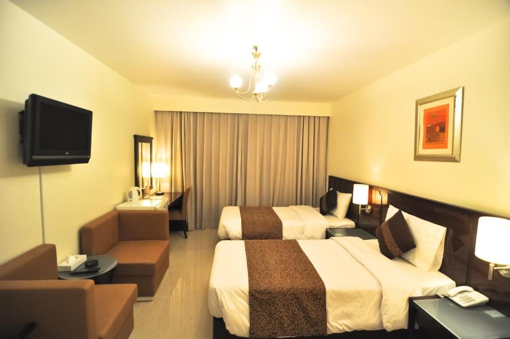 Phoenicia Grand Hotel Dubai Luaran gambar