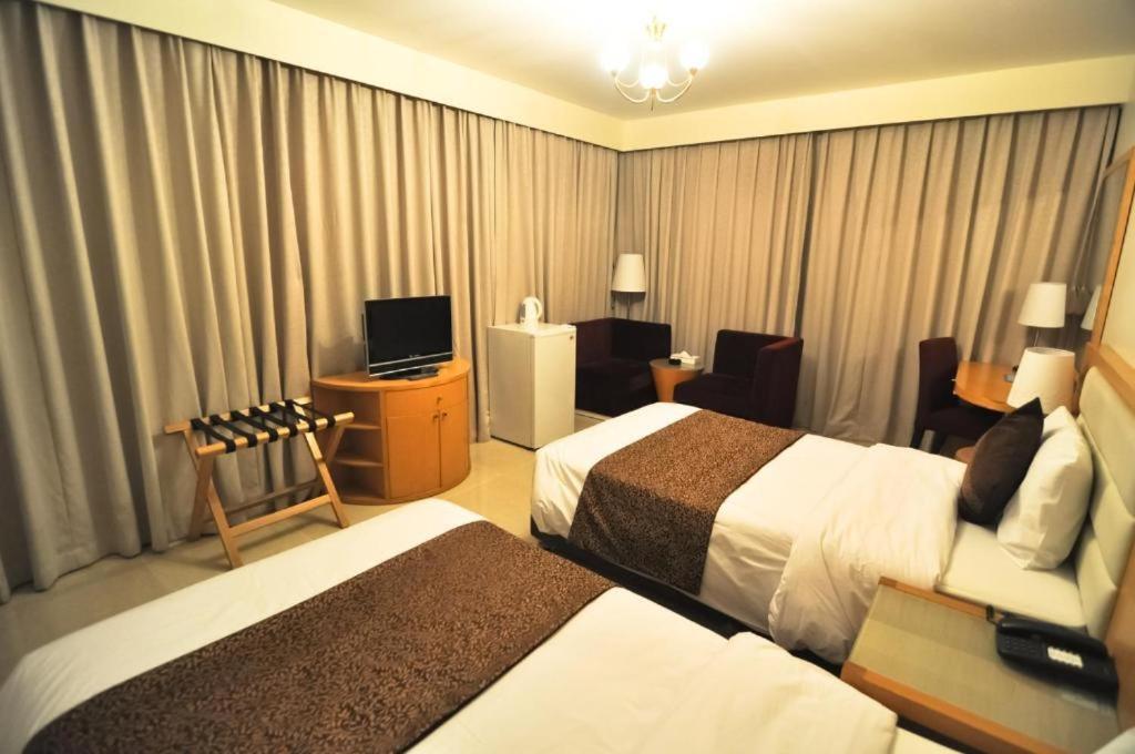 Phoenicia Grand Hotel Dubai Luaran gambar
